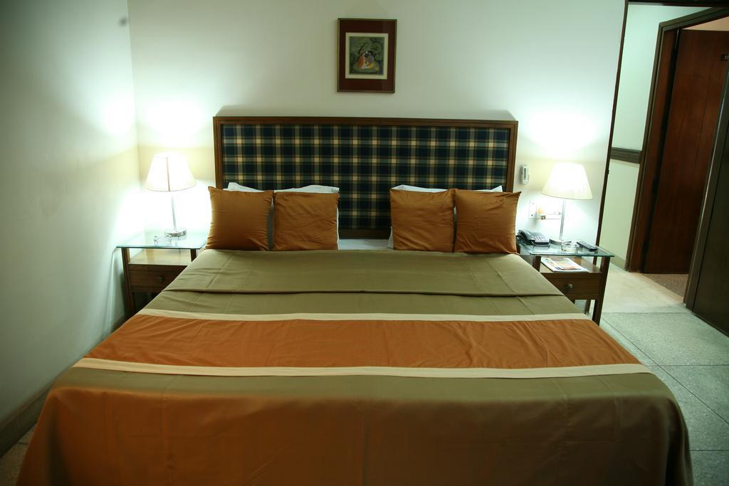 The Royal Residency Hotel New Delhi Exterior foto