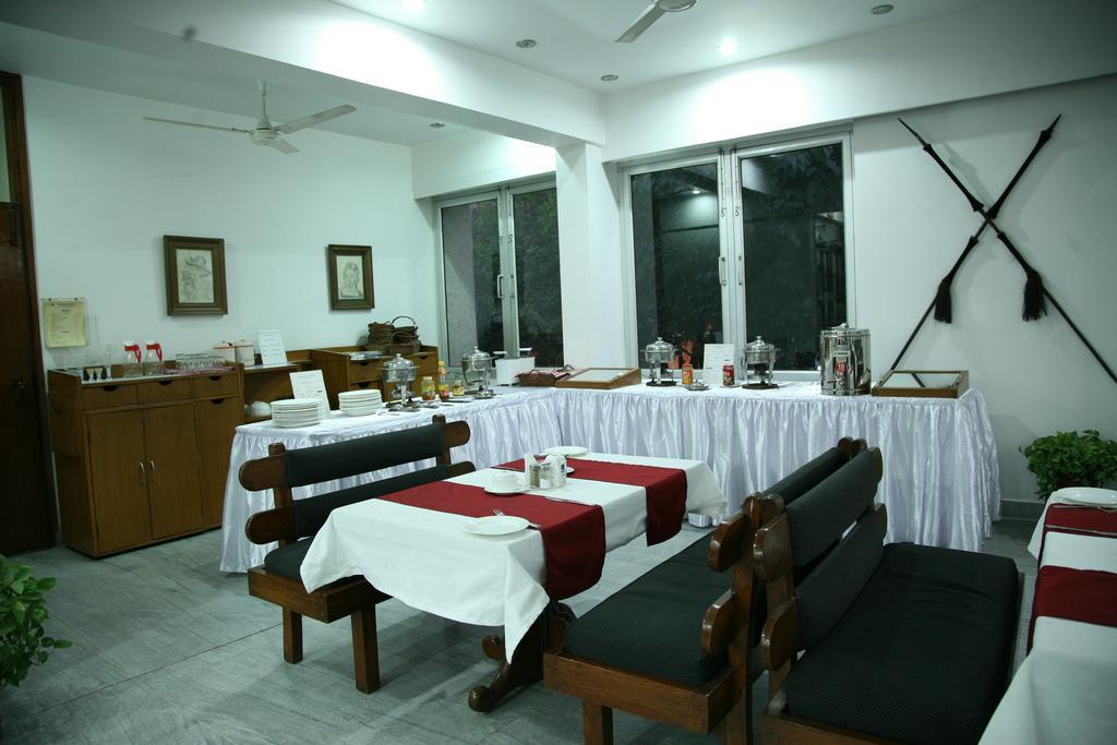 The Royal Residency Hotel New Delhi Exterior foto