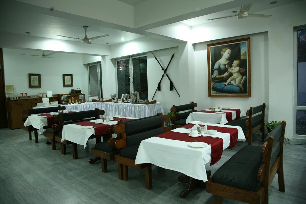 The Royal Residency Hotel New Delhi Exterior foto